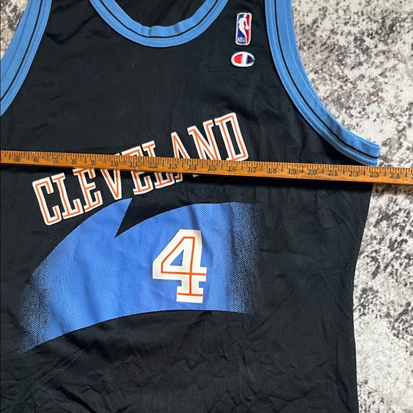 Vintage Cleveland Cavaliers Jersey Men 44 Black NBA Shawn Kemp Champion Cavs 90s - Picture 12 of 13